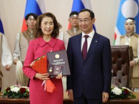 Госнаграды вручили якутянам в преддверии Дня республики