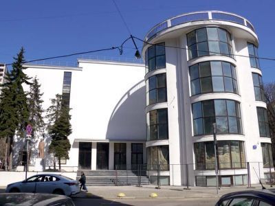 Клуб фабрики "Буревестник"