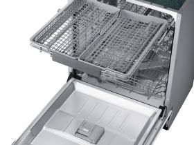 Посудомоечная машина Samsung встраиваемая DW60A6092BB белый