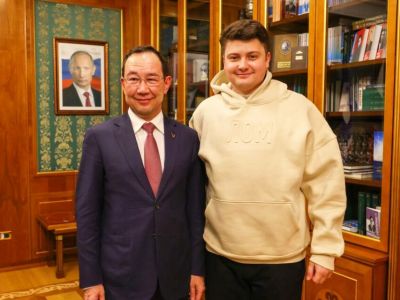 Глава Якутии встретился с виртуозом — скрипачом Петром Лундстремом