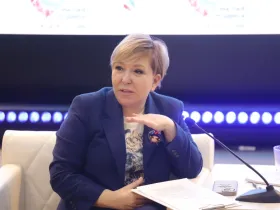 Глава Якутии встретился с участниками форума «Малая родина — сила России»