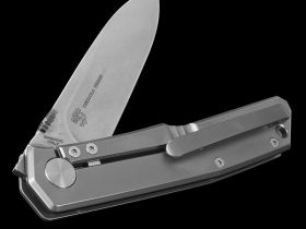 Складной нож Fox Terzuola, сталь N690, рукоять титановый сплав 6Al4V, серый