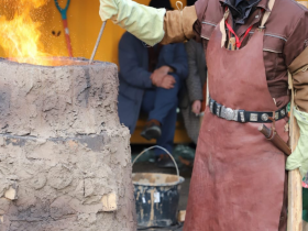 Уникальный метод выплавки железа показали мастера из Якутии на международной выставке в Москве