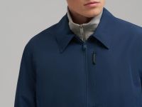 Ветровка с отложным воротником прямого кроя