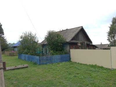 Дом, в котором в 1920–1942 гг. и в 1946–1972 гг. жил Герой Советского Союза Черняк Афанасий Григорьевич