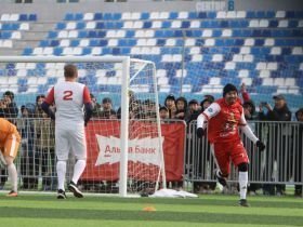 Команда Андрея Аршавина потерпела поражение в медиа-матче в Якутске