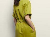 Платье А-силуэта с поясом на кулиске