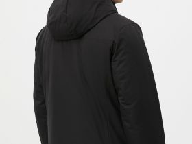 Куртка утепленная с капюшоном