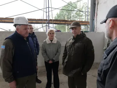 Юрий Трутнев проверил ход восстановительных работ на подшефных Дальнему Востоку территориях ДНР