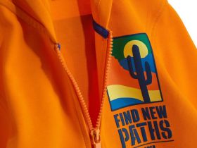 Толстовка на молнии для мальчика