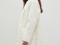 Утепленное пальто с поясом