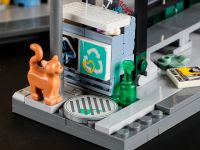 F9066 Конструктор Граффити на автобусной остановке