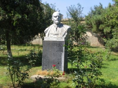 Памятник В.И. Ленину