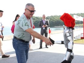 ВЭФ-2025: Якутия открыла свой павильон на «Улице Дальнего Востока»