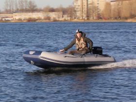 Лодка ПВХ ФЛАГМАН 360 U