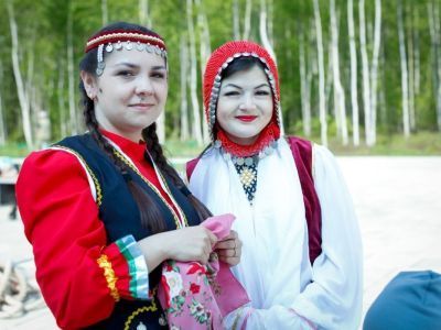 В Мирном отметили татаро-башкирский праздник Сабантуй