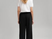 Брюки-джоггеры объемного кроя из футера