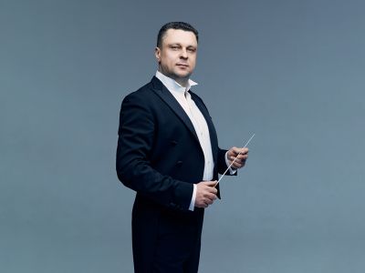 Билеты на Михаил Голиков и Симфонический оркестр «Таврический» (Филармония им. Шостаковича. Большой зал) / Концерт | Афиша | ИнфоТаймс