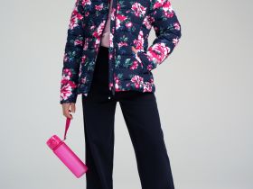 Куртка текстильная с полиуретановым покрытием для девочек