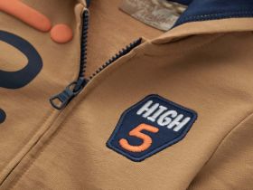 Толстовка на молнии для маленького мальчика