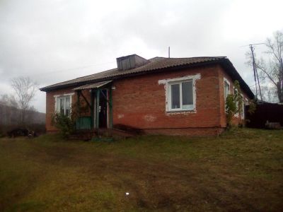 Маганская сельская библиотека