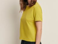 Футболка приталенного силуэта