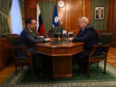 Егор Борисов поддержал решения Ил Дархана по социальной защите якутян