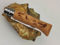 Нож Opinel №8 Alpine adventures, нержавеющая сталь, рукоять дуб, гравировка пеший туризм