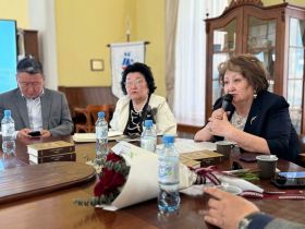 В Якутске почтили память эвенкийского писателя Николая Калитина