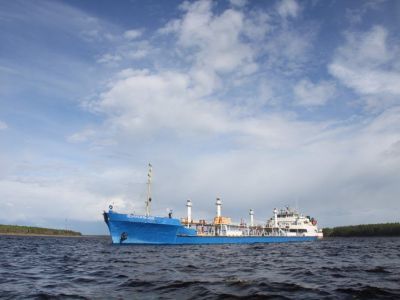 Суда ЛОРПа доставят порядка 500 тысяч тонн грузов во время арктической навигации