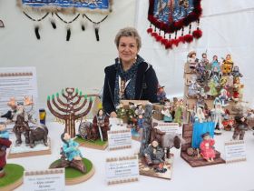 Изделия ручной работы представили мастера на Ысыахе Олонхо