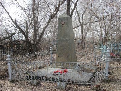 Братская могила партизан, расстрелянных колчаковцами в 1919 г. 26/VI