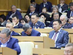 Депутаты в первом чтении приняли закон о государственном бюджете Якутии на 2026 год
