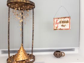 В Якутске открылась выставка «КутТал», исследующая феномен страха через искусство