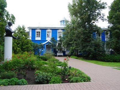 Усадьба, в которой в 1890-1917 гг. весной и летом жил и работал композитор Рахманинов Сергей Васильевич