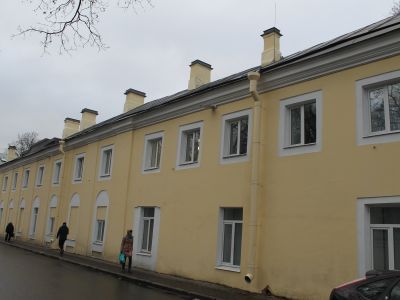 Конюшенный двор Александро-Невской лавры