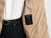 Стеганая куртка приталенного силуэта