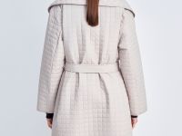 Стеганое пальто прямого кроя