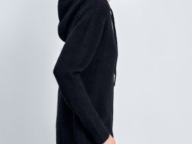 Вязаное худи прямого силуэта