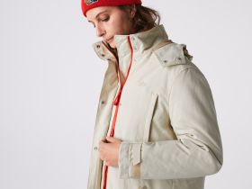 Женская парка Lacoste с утеплённой подкладкой