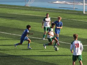 Футболист из Якутии забил гол с 40 метров в матче с «Локомотивом»