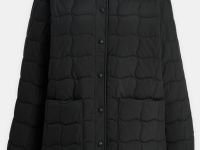 Утепленная куртка с накладными карманами