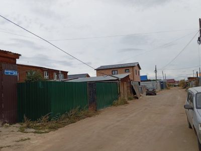 Из-за неосторожного водителя без света остался частный сектор в Якутске