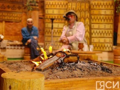 Инфографика ко Дню Олонхо: от первых записей до признания шедевром