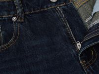 Джинсы прямого кроя