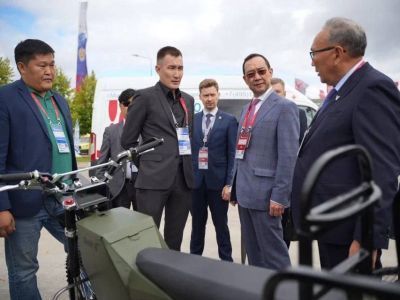 Глава Якутии принимает участие в международном военно-техническом форуме «Армия»