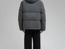 Стеганый пуховик с натуральным пухом