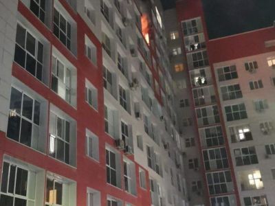 Неосторожное обращение с огнем стало причиной пожара в 203 микрорайоне Якутска