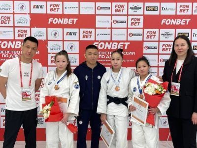 Якутские дзюдоистки завоевали бронзовые медали юниорского первенства России