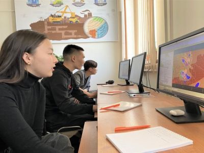 «Полиметалл» провел мастер-класс на уникальном тренажере для студентов-геологов